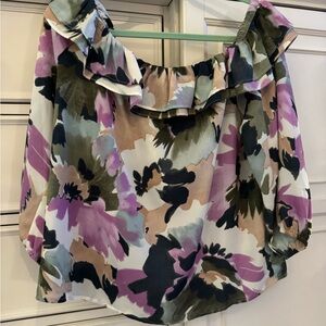 Floral Off-Shoulder Blouse